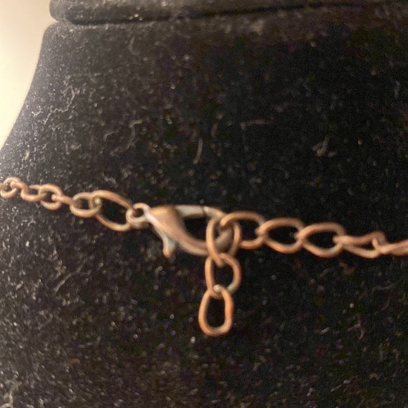 Brass Colored Necklace Adjustable length - Picture 3 of 3